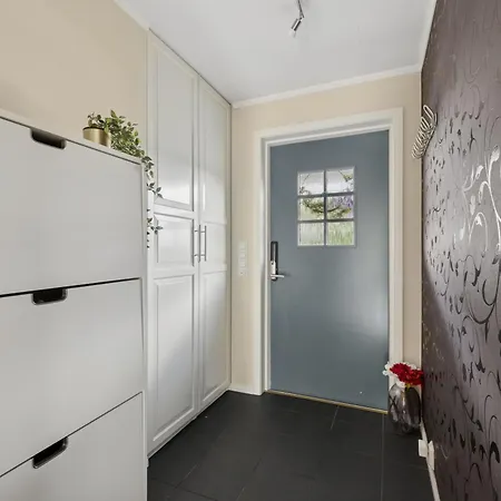 Romslig Hjem I Naer Golf, Og Motorvei Apartament *